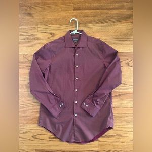 WORN ONCE Men’s Van Heusen slim fit dress shirt. Neck size 15 1/2.